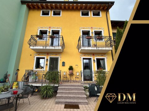 Casa indipendente in vendita a Camporovere di Roana