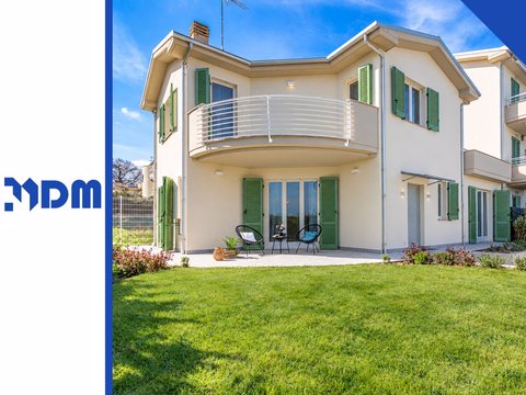Villa in vendita a Civitanova Marche