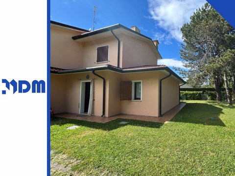 Villa in vendita ad Albarella di Rosolina