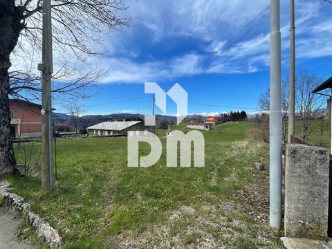 Terreno edificabile in vendita a Mezzaselva di Roana
